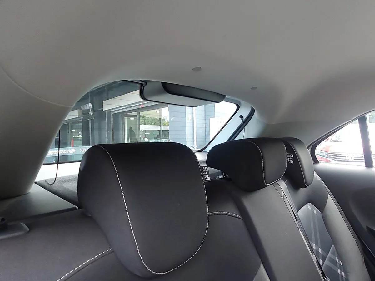 MG Mg 3 1.5 Comfort 4x2 Hb At 5p año 2023