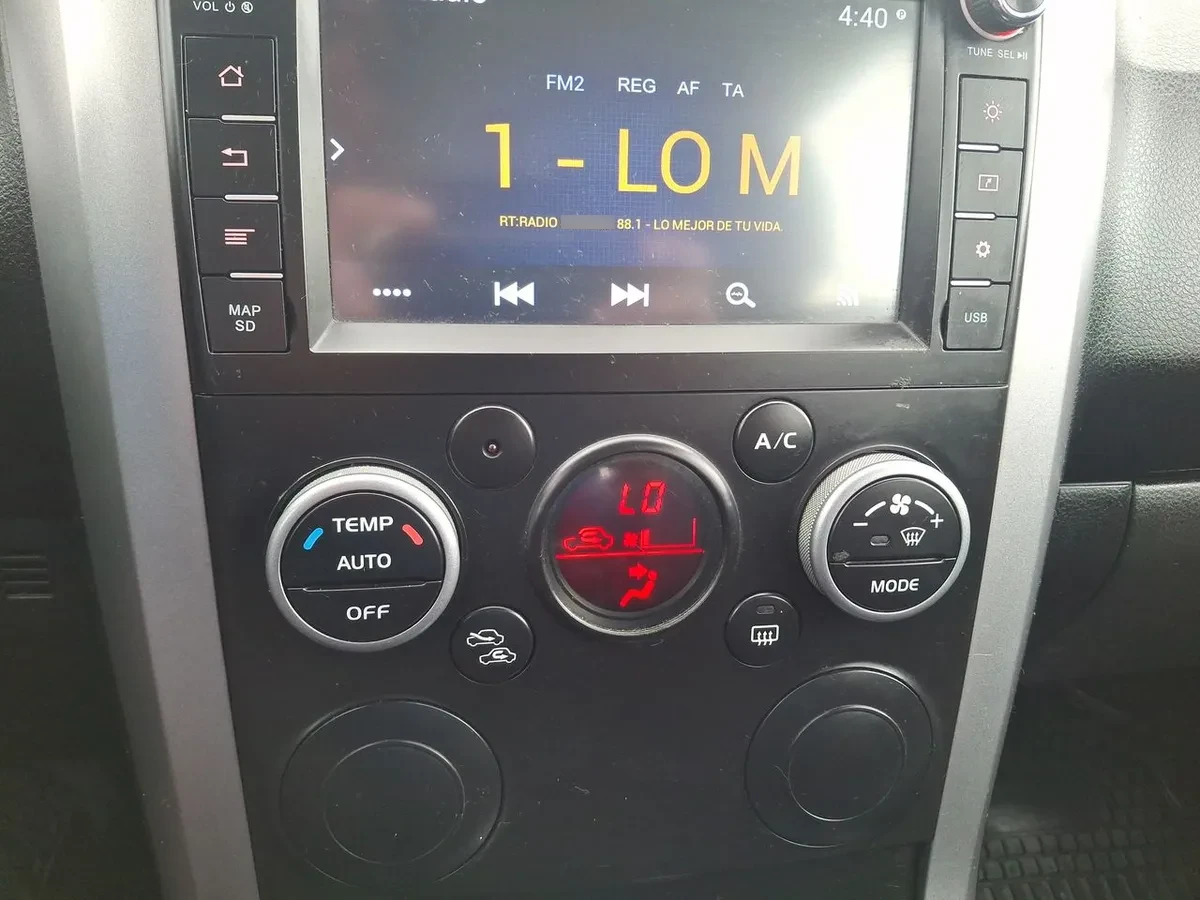 Suzuki Grand Nomade 2.4 Glx Se 2wd At 5p año 2019