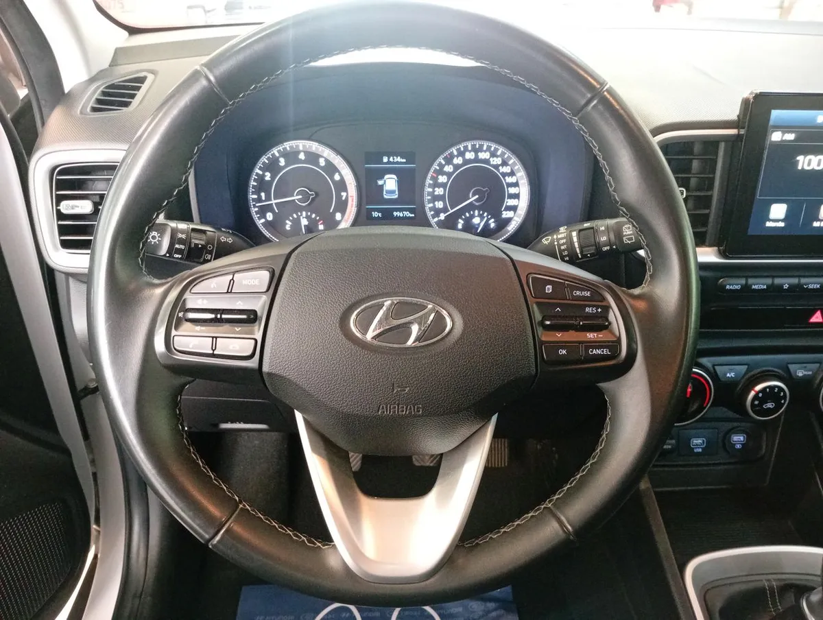 Hyundai Venue 1.6 Qx Value 4x2 Mt 5p año 2020