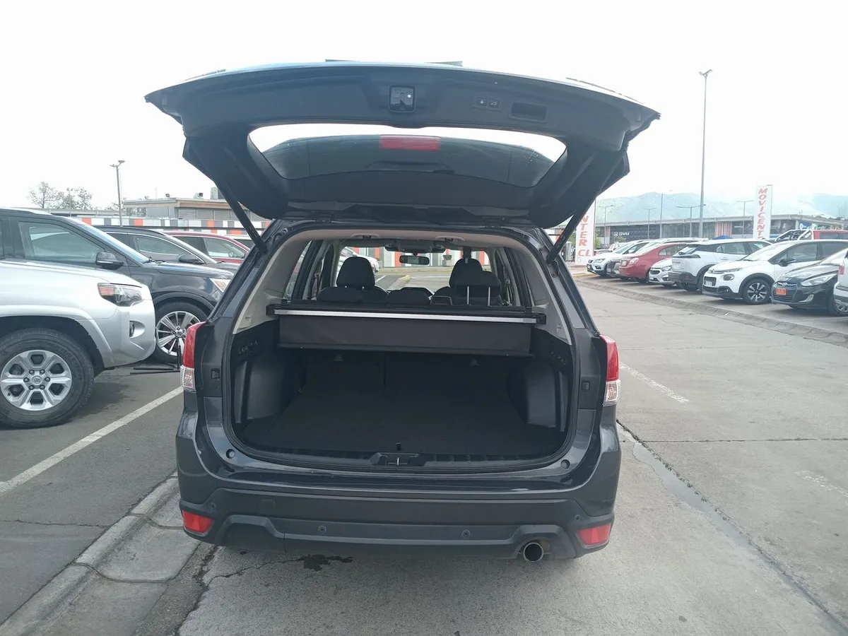 Subaru Forester 2.5i Dynamic Eyesight Awd At 5p año 2023