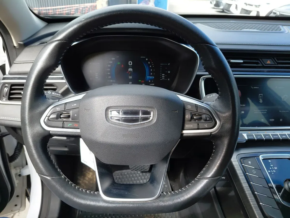 Geely Azkarra 1.5t Comfort 4x2 6at 5p año 2023