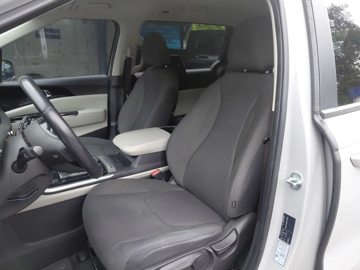 Kia Carnival 3.5 Ex 4x2 8at 5p año 2022