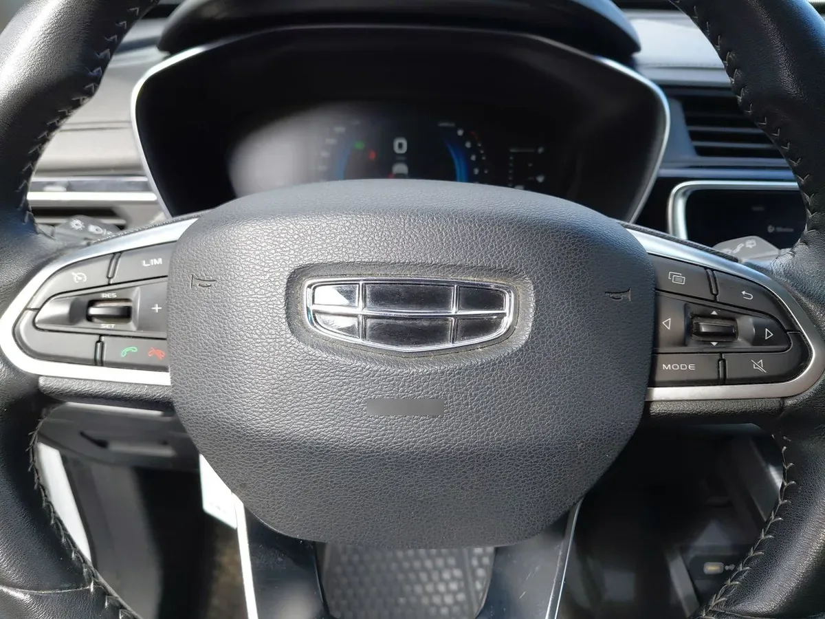 Geely Azkarra 1.5t Comfort 4x2 6at 5p año 2023