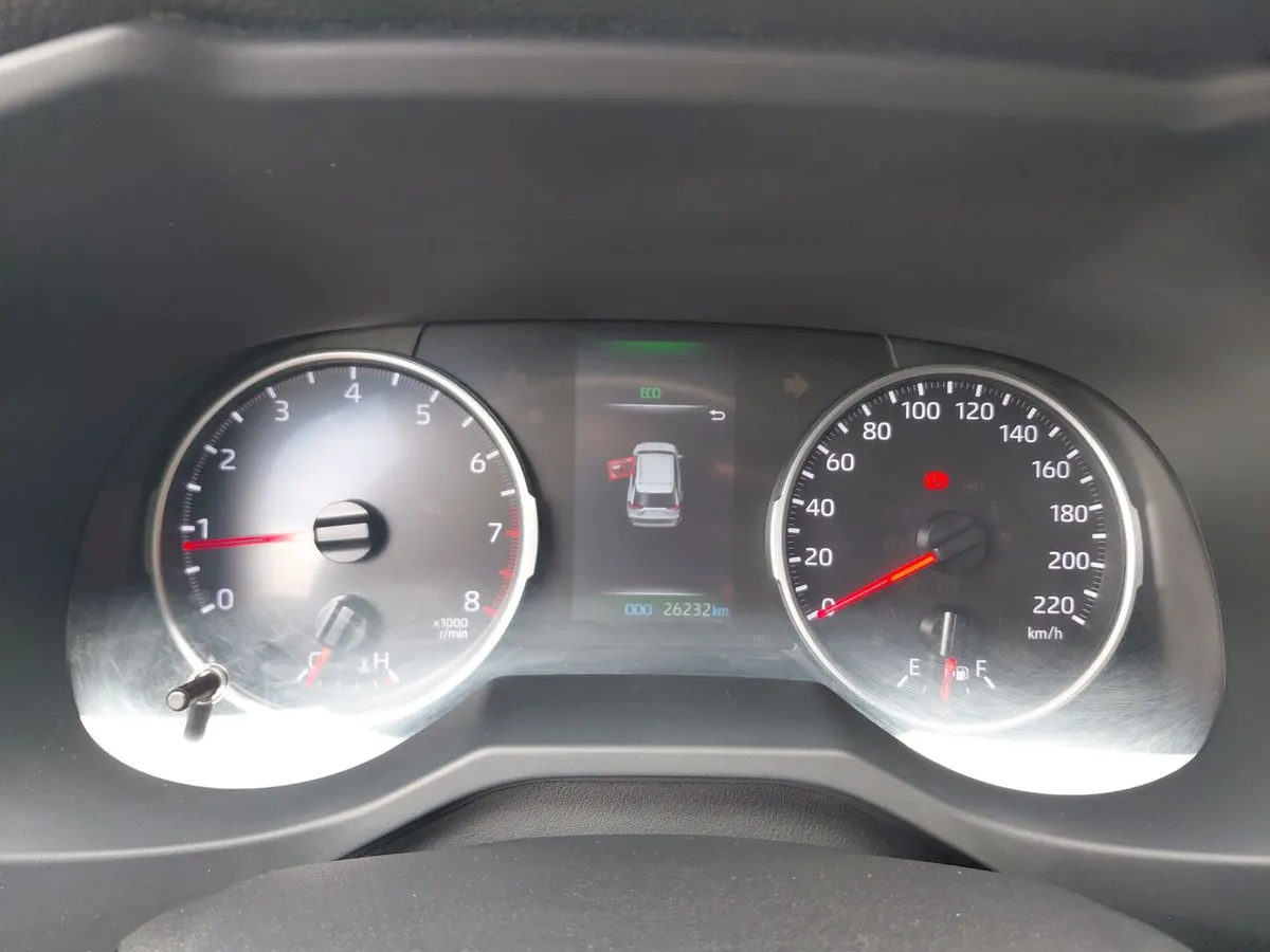 Toyota Rav 4 2.0 Le 4x2 Mt 5p año 2022