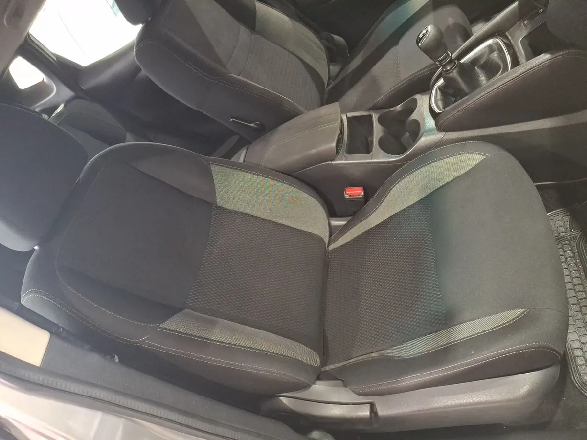 Nissan Qashqai 2.0 Sense 4x2 Mt 5p año 2018