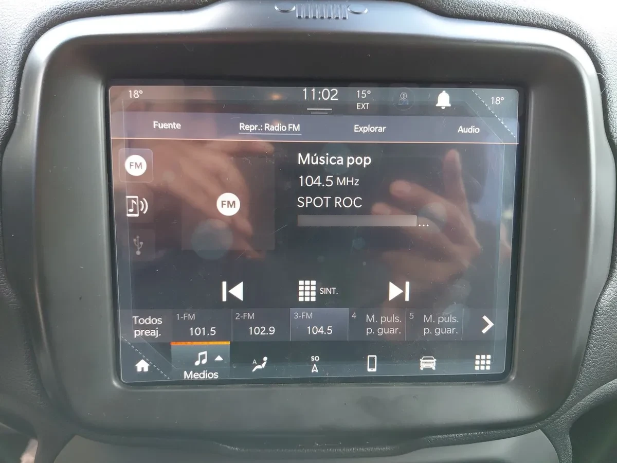 Jeep Renegade 1.3t Longitude 4x2 At 5p año 2025