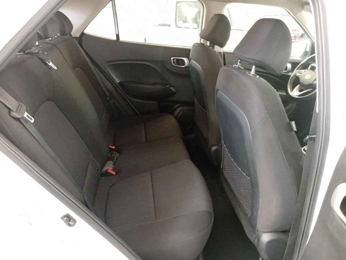 Hyundai Venue 1.6 Qx Value 4x2 Mt 5p año 2020