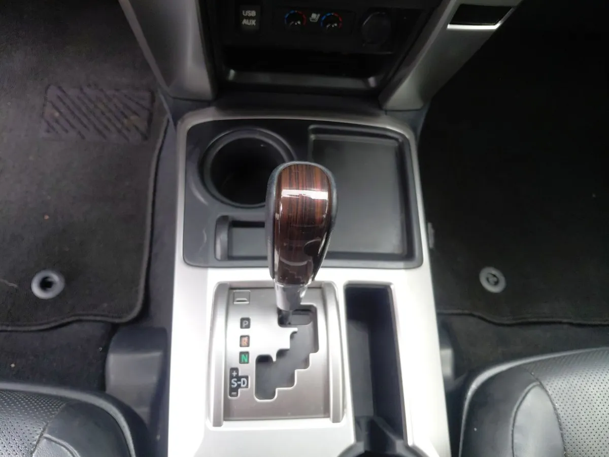 Toyota 4runner 4.0 Limited Euro V 4x2 At 5p año 2018