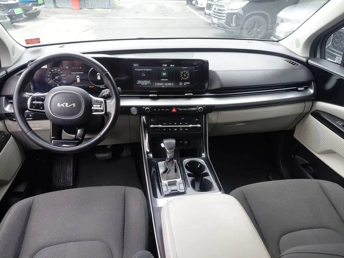 Kia Carnival 3.5 Ex 4x2 8at 5p año 2022