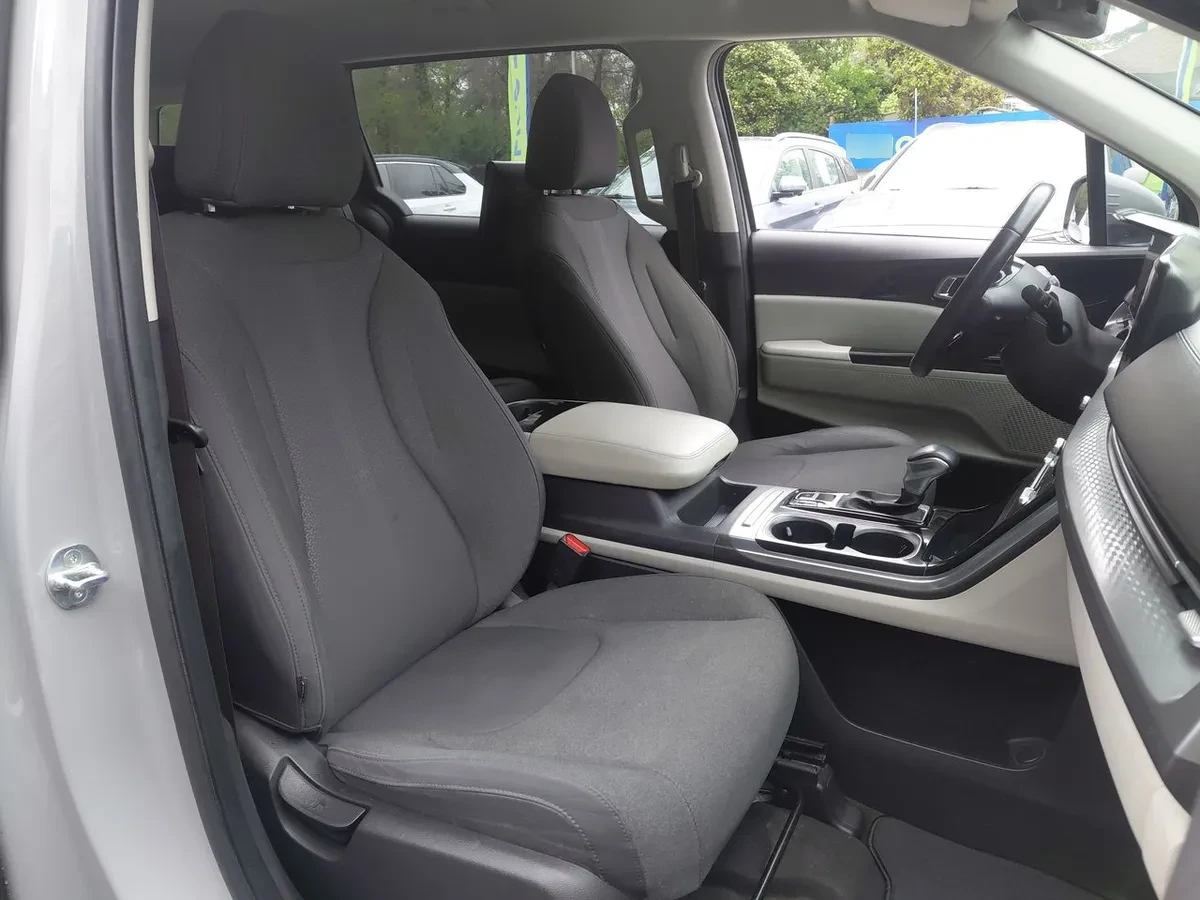 Kia Carnival 3.5 Ex 4x2 8at 5p año 2022