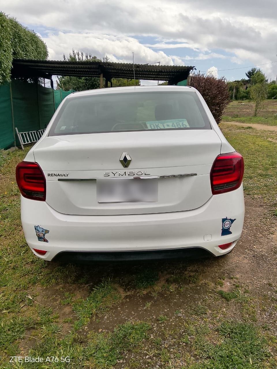 RENAULT SYMBOL 1.6 Intens Black Mt año 2019