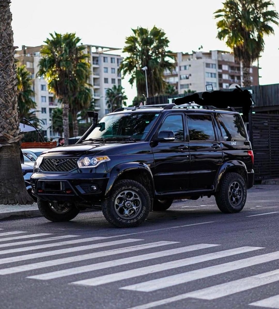UAZ KAZAK 2.7 Luxury At 4x4 año 2021