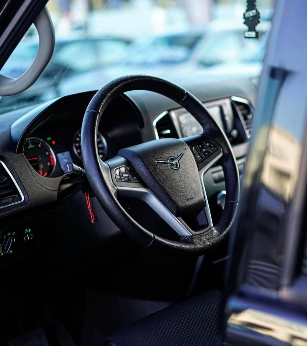 UAZ KAZAK 2.7 Luxury At 4x4 año 2021