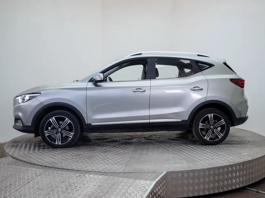 MG Zs Zs 1.5 Com Mt año 2024