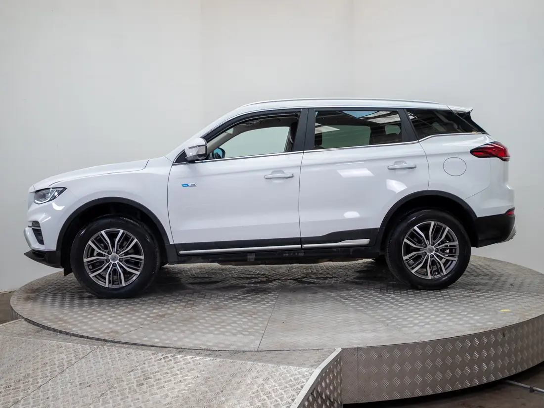 Geely Azkarra 1.5 Turbo Luxury At año 2024