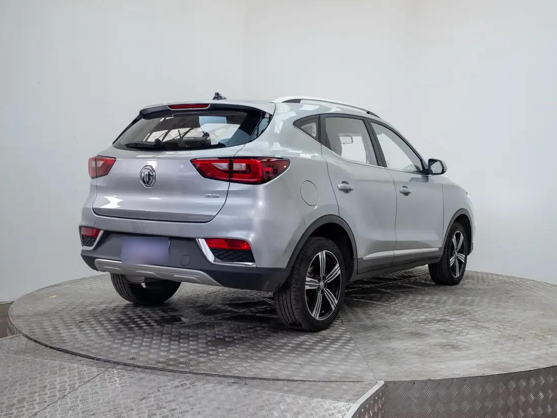 MG Zs Zs 1.5 Com Mt año 2024