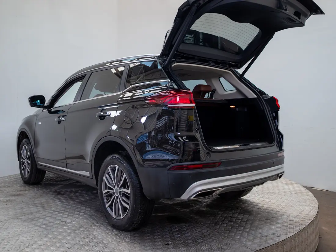 Geely Azkarra 1.5 Turbo Luxury At año 2023