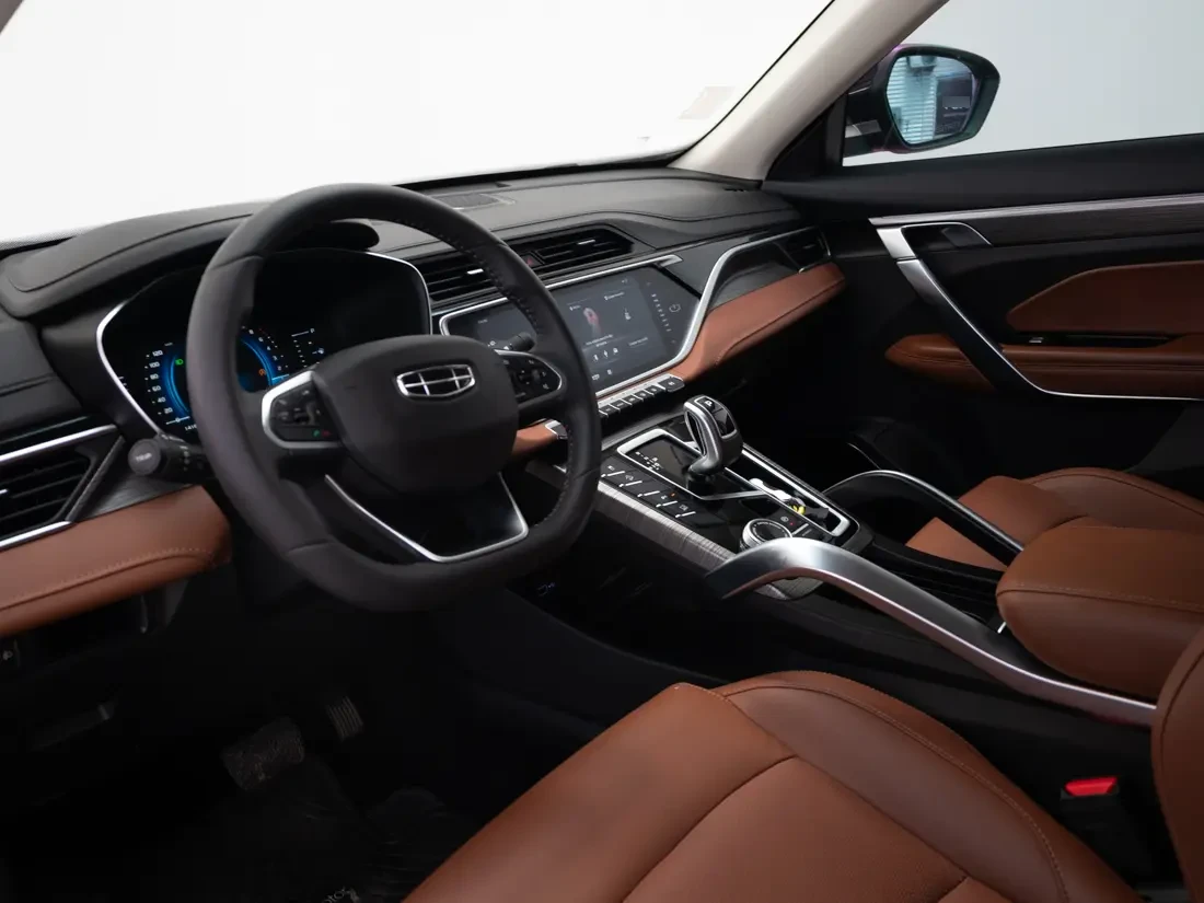 Geely Azkarra 1.5 Turbo Luxury At año 2023