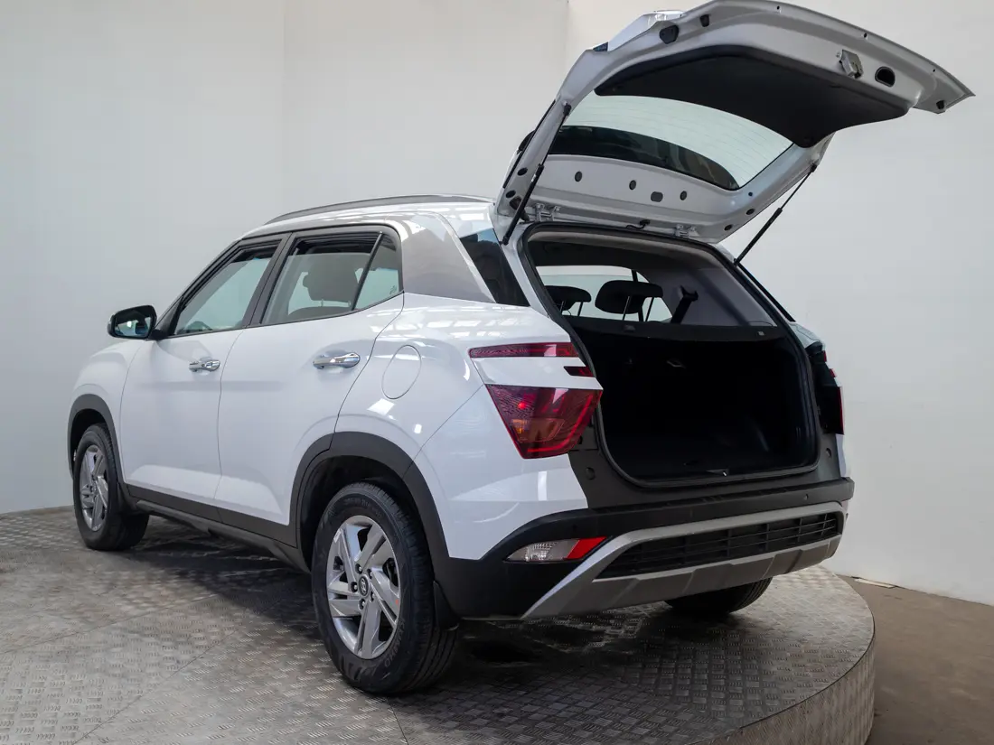Hyundai Creta 1.5 Plus Su2i 4x2 At 5p año 2022