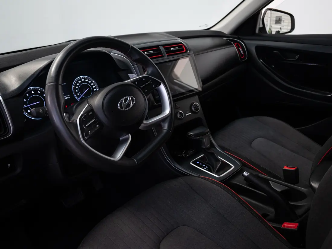 Hyundai Creta 1.5 Plus Su2i 4x2 At 5p año 2022
