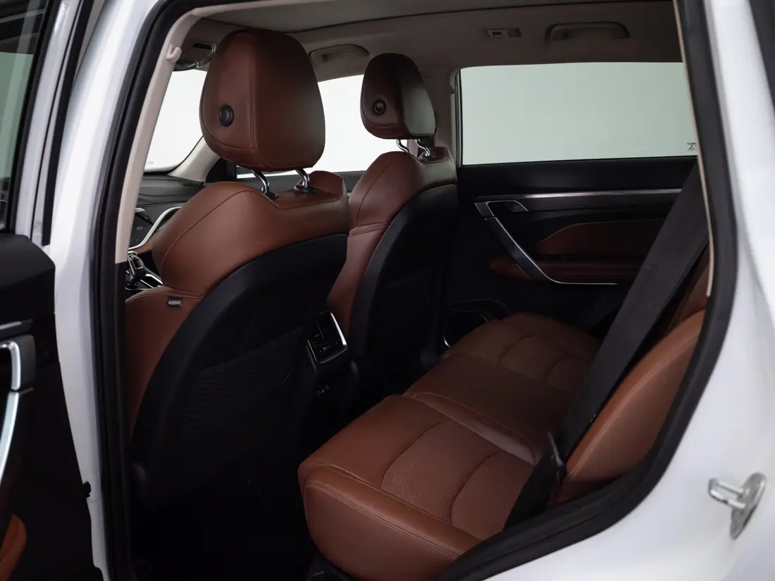 Geely Azkarra 1.5 Turbo Luxury At año 2024