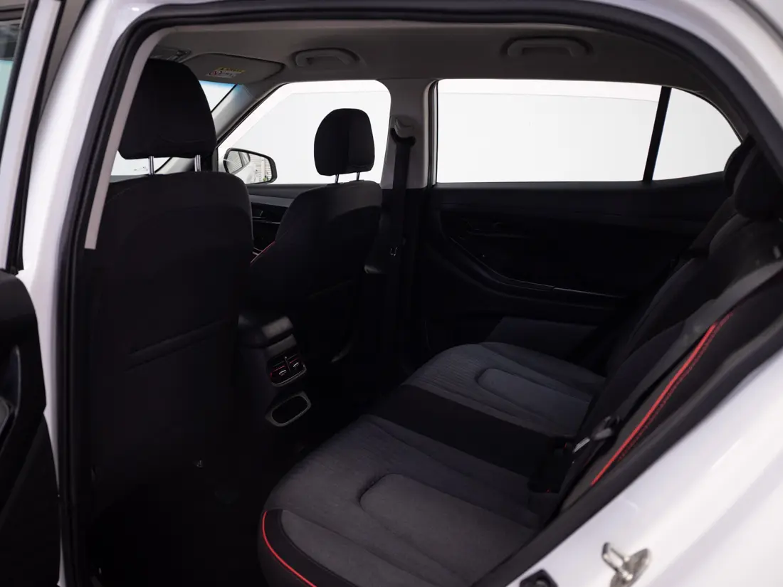 Hyundai Creta 1.5 Plus Su2i 4x2 At 5p año 2022