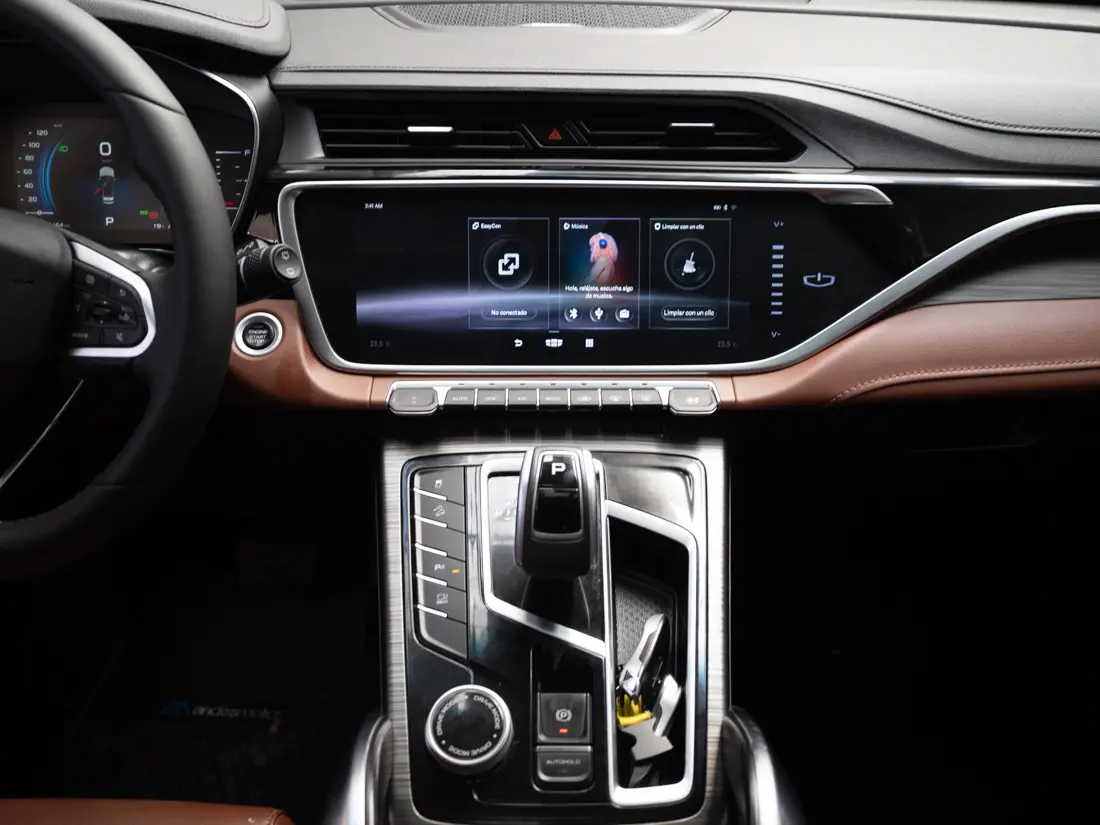 Geely Azkarra 1.5 Turbo Luxury At año 2023