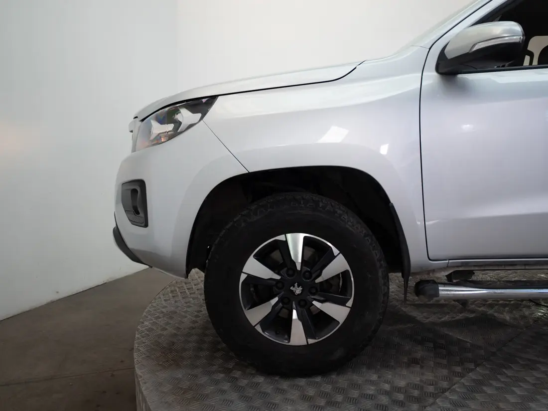 Peugeot Landtrek 1.9 Hdi 150 Mt 4x2 Diesel año 2023
