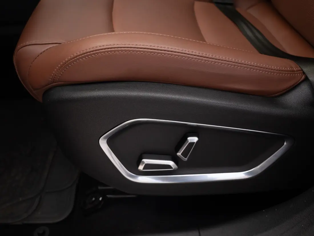 Geely Azkarra 1.5 Turbo Luxury At año 2023