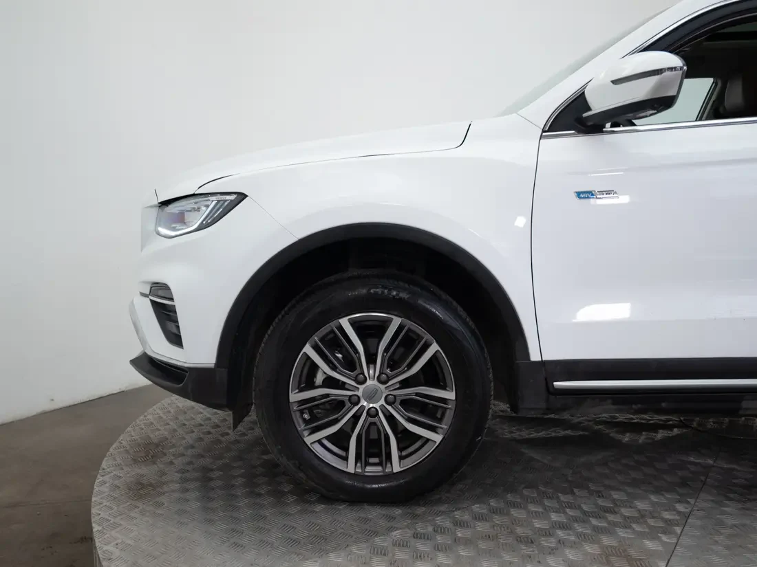 Geely Azkarra 1.5 Turbo Luxury At año 2024