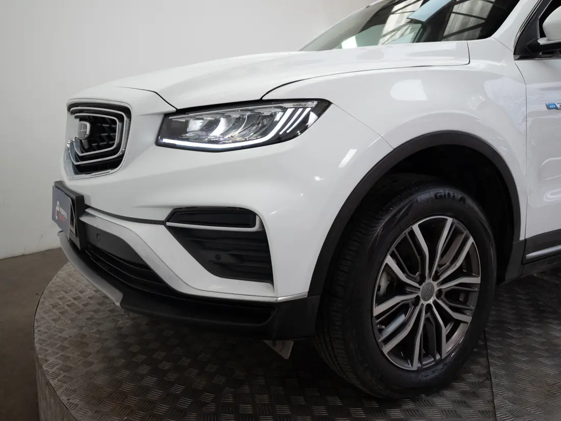 Geely Azkarra 1.5 Turbo Luxury At año 2024