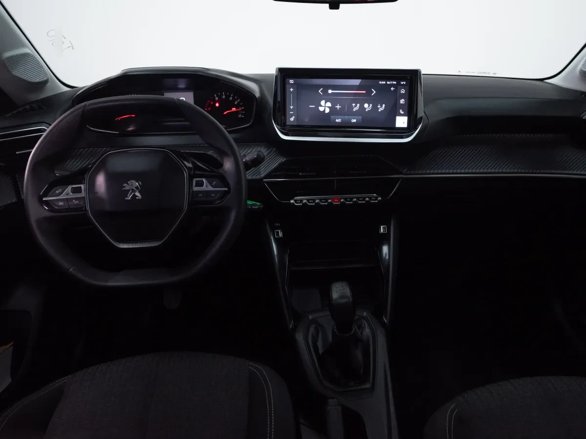 Peugeot 208 Puretech 75 Mt 1.2 año 2023