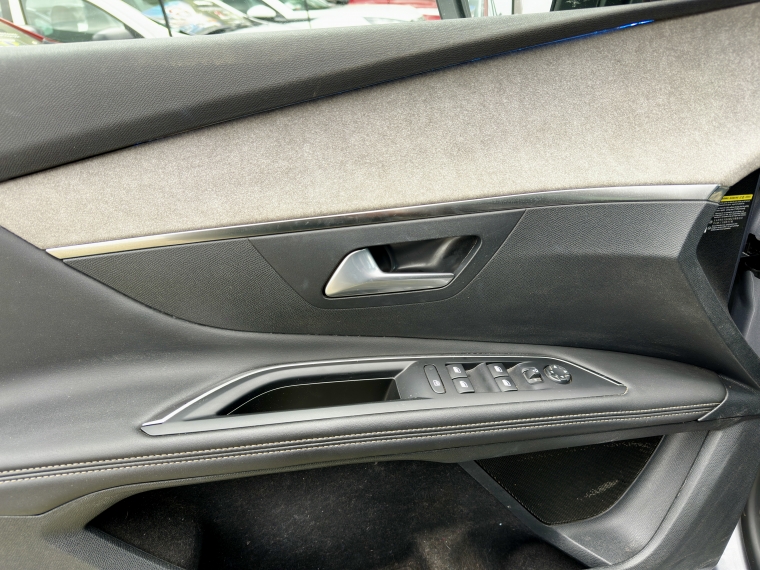 Peugeot 3008 1.6 Aut año 2024