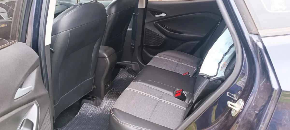CHEVROLET TRACKER 1.2 Ltz P Mt año 2022