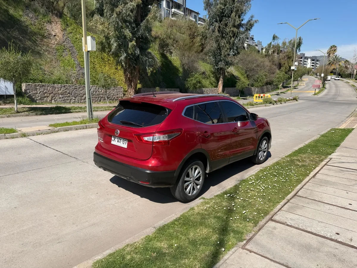 NISSAN QASHQAI 2.0 Sense Mt Psl-152 año 2017
