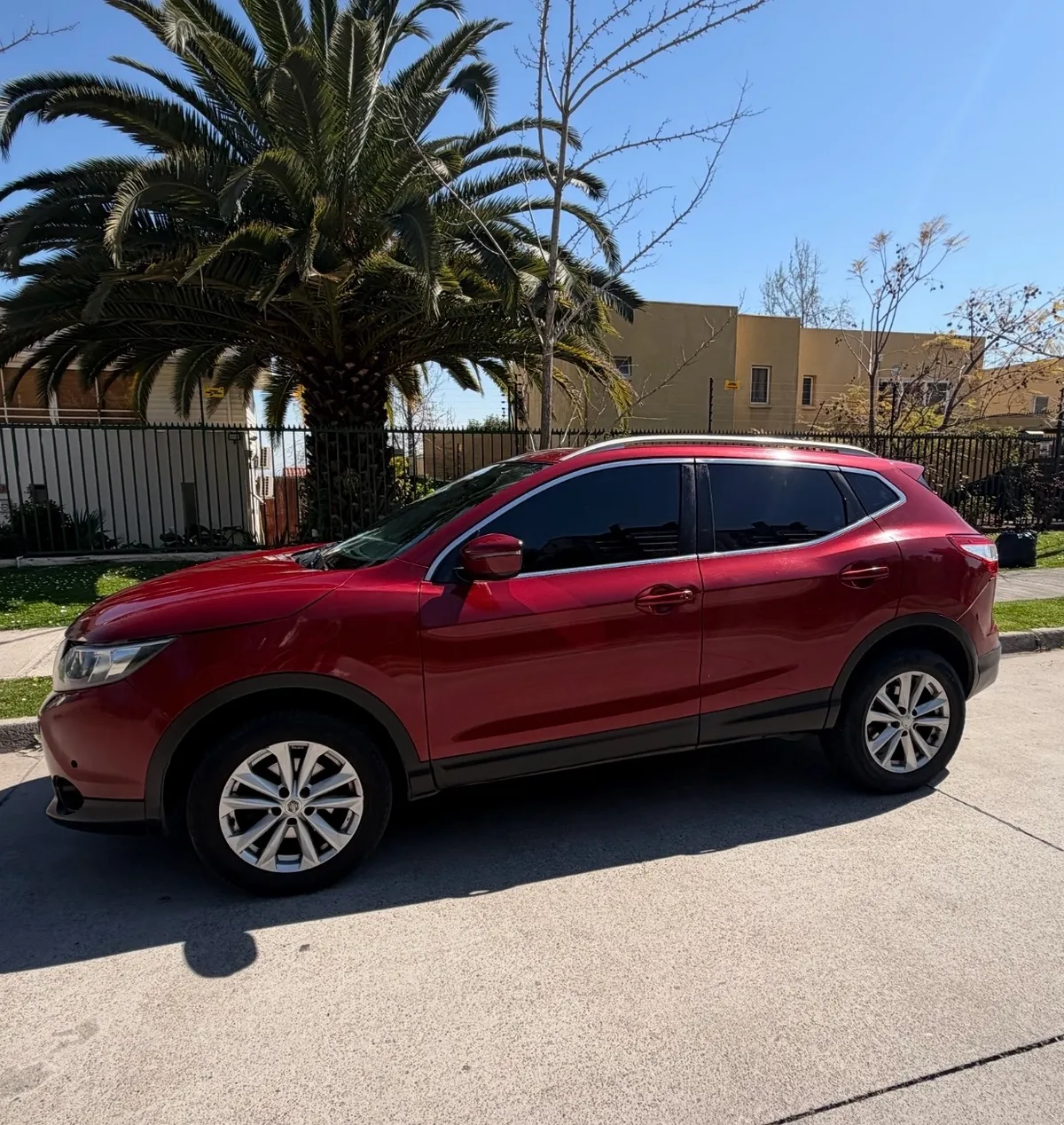 NISSAN QASHQAI 2.0 Sense Mt Psl-152 año 2017