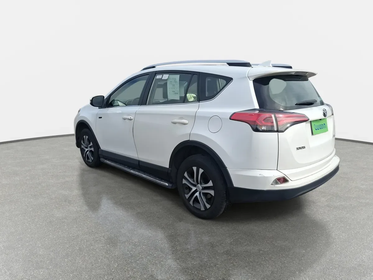 Toyota Rav 4 2.0 Standard 4x2 Mt 5p año 2019