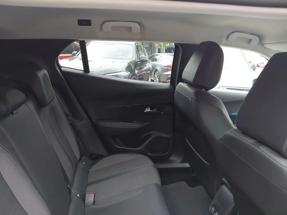 Peugeot 2008 1.2 Allure Puretech 130 4x2 At 5p año 2022