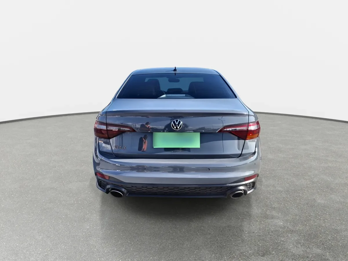 Volkswagen Jetta 2.0 Gli 4x2 At 4p año 2025