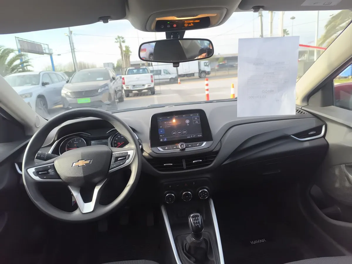 Chevrolet Onix 1.0t Ltz P2 4x2 Sdn Mt5 4p año 2024