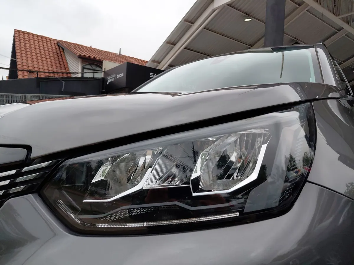 Peugeot 2008 1.2 Allure Puretech 130 4x2 At 5p año 2022