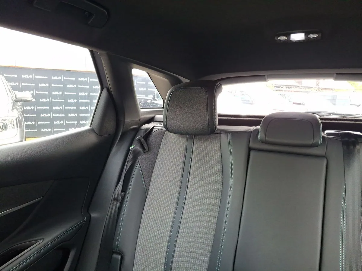 Peugeot 3008 1.6 Allure Pack Thp 165 4x2 Eat6 5p año 2024