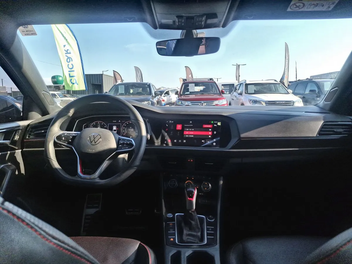 Volkswagen Jetta 2.0 Gli 4x2 At 4p año 2025