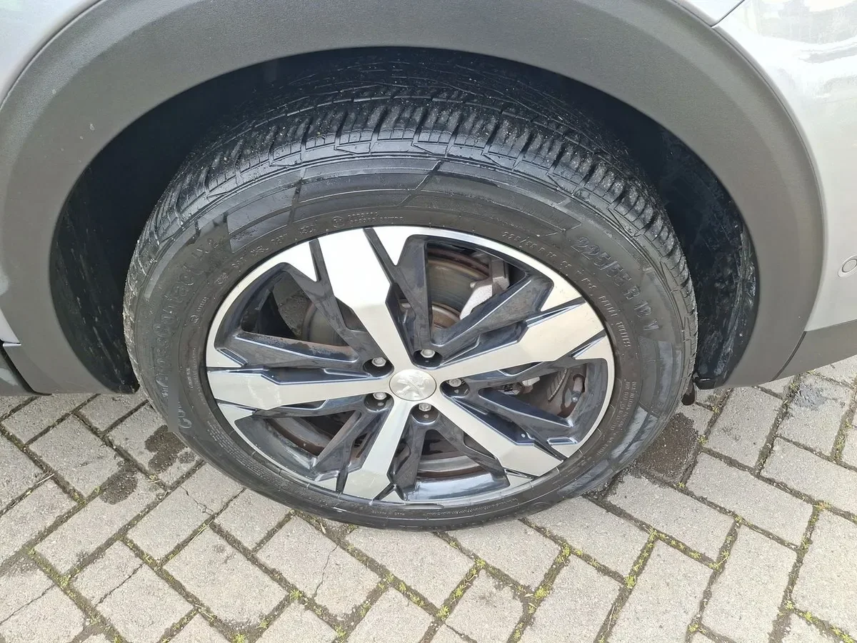 Peugeot 3008 1.6 Allure Pack Thp 165 4x2 Eat6 5p año 2024