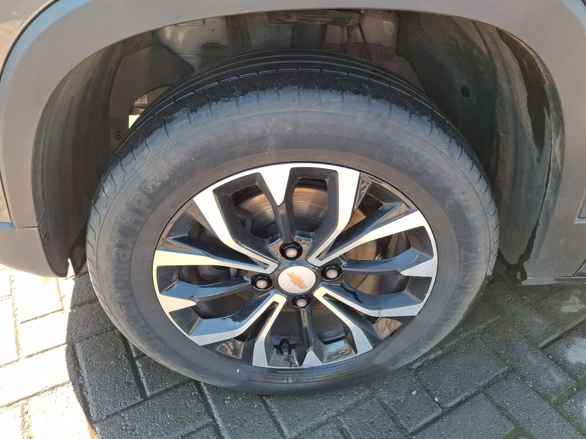 Chevrolet Groove 1.5 Premier 4x2 Mt 5p año 2023