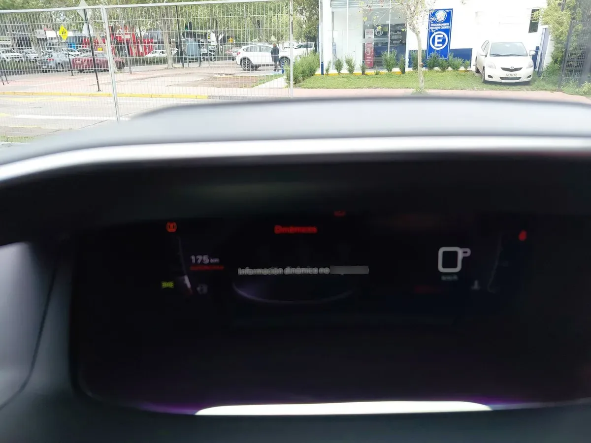 Peugeot 2008 1.2 Allure Puretech 130 4x2 At 5p año 2022