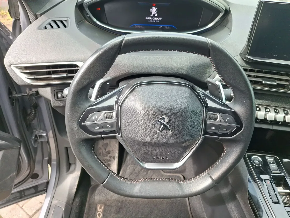 Peugeot 3008 1.6 Allure Pack Thp 165 4x2 Eat6 5p año 2024
