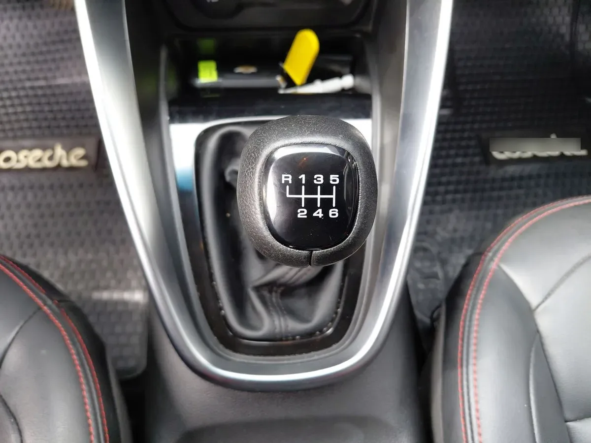 Chevrolet Groove 1.5 Premier R 4x2 Mt 5p año 2024