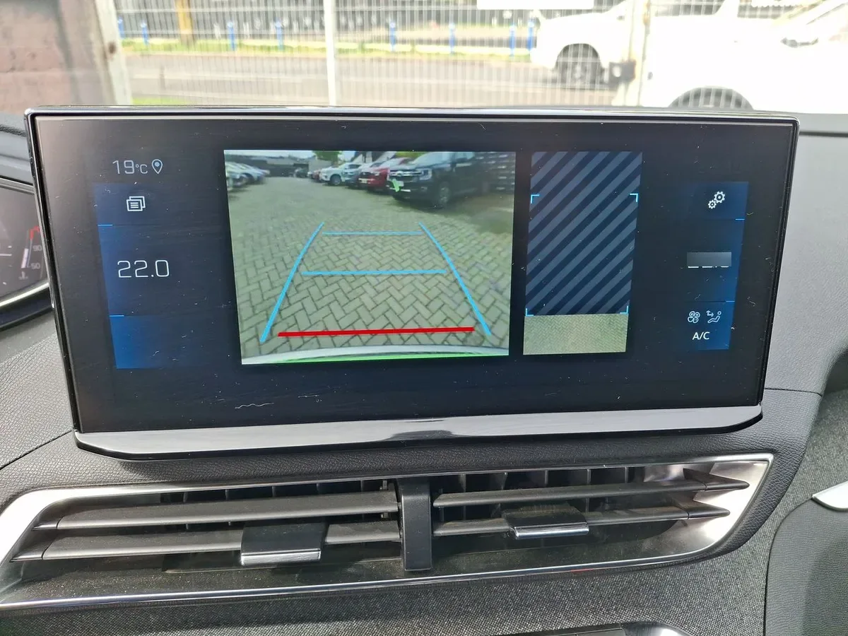 Peugeot 3008 1.6 Allure Pack Thp 165 4x2 Eat6 5p año 2024
