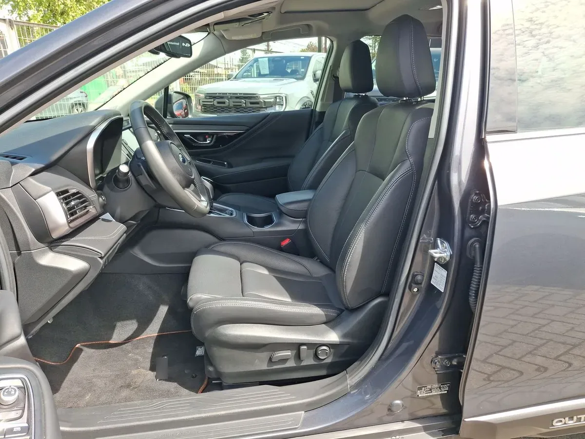 Subaru Outback 2.5i Touring Awd Cvt At 5p año 2026